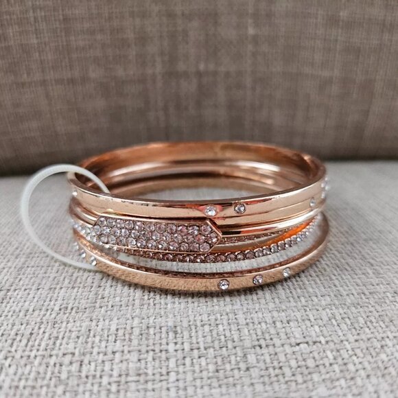 Bangles Bracelet Set of 5 Gold Tone Fashion Jewelry Crystals Accent Wrist Band - Picture 8 of 10